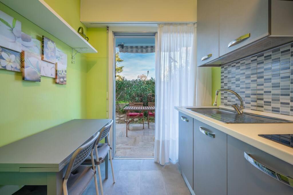 Appartement Familial 6P, Avec Piscine Et Tennis, Proche Mer Roquebrune-Cap-Martin Luaran gambar
